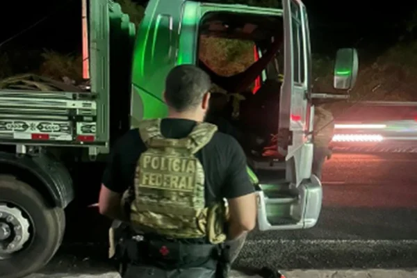 Disputa por contrabando tem morte e movimentação de R$ 250 milhões