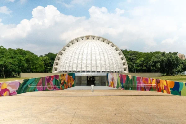 Com 27 espécies de orquídeas, o Orquidário Ruth Cardoso, no Parque Villa-Lobos, reúne mais de 50 espécies de plantas diversas e nativas - Metrópoles