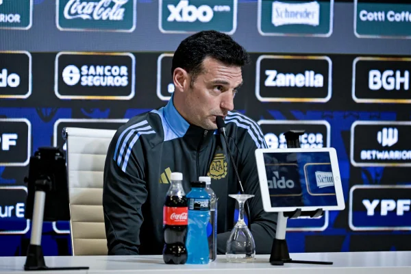Foto colorida de Lionel Scaloni, treinador da Argentina - Metrópoles