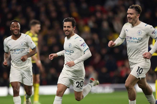 Durou pouco: City toma a liderança da Premier League do Liverpool