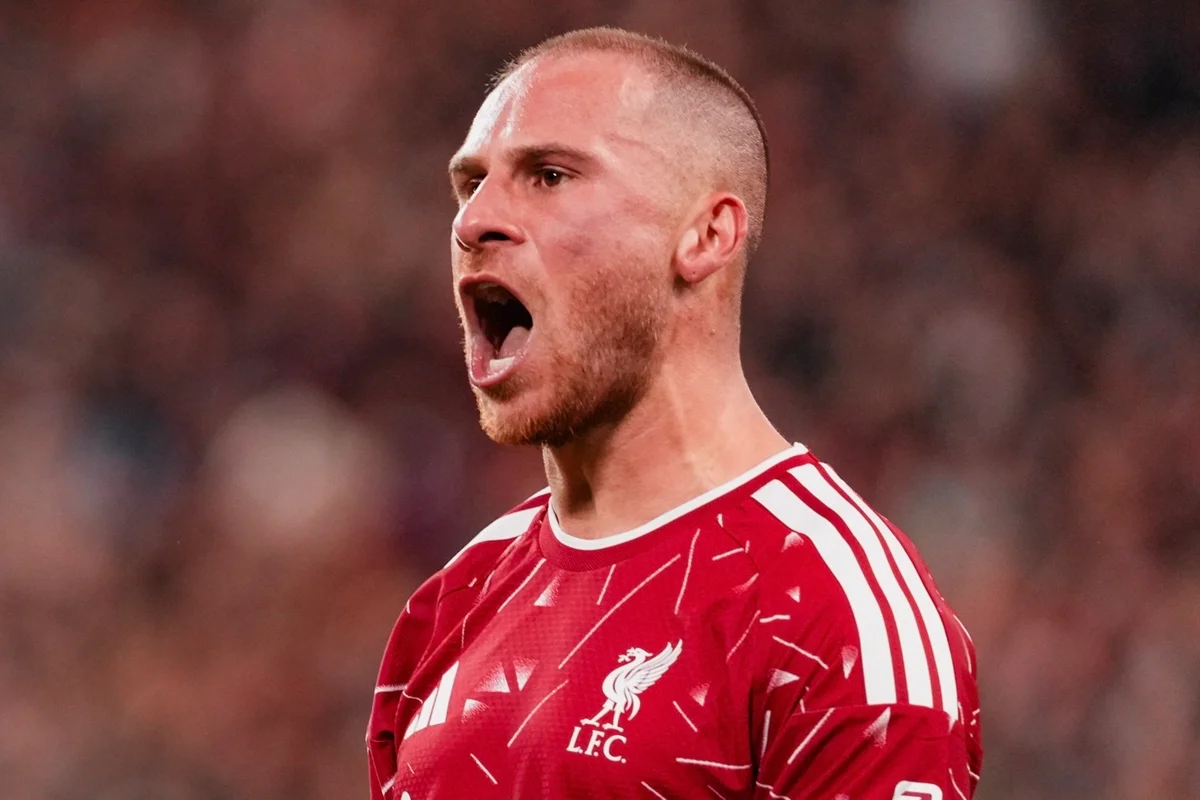 O Liverpool tenta manter o 100% na Champions League O Liverpool tenta manter o 100% na Champions League