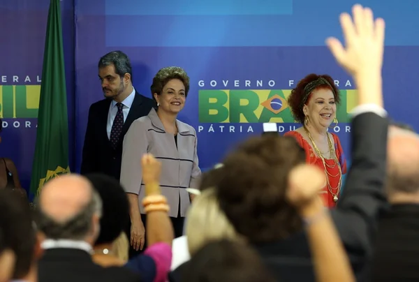 “Aprendi o valor da democracia dentro de um presídio”, diz Dilma