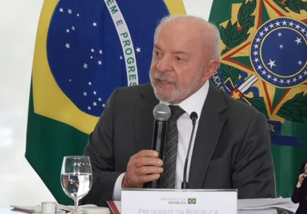 Crise no STF: Lula ataca “indústria das fake news e vazamentos seletivos”