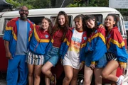 O time de natação de Medley une amizade, romance e o verdadeiro espírito da juventude brasileira O time de natação de Medley une amizade, romance e o verdadeiro espírito da juventude brasileira