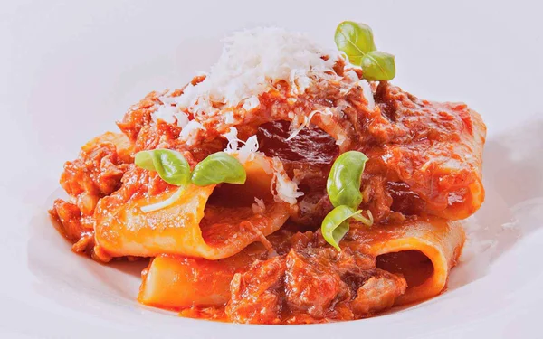 ragu napolitano com macarrão
