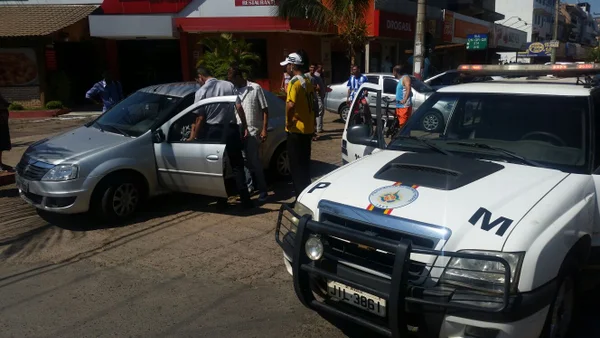 Homem é preso por tentativa de roubo a mão armada em Samambaia. PM suspeita de sequestro relâmpago