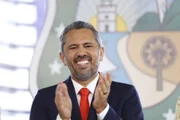 Elmano de Freitas, governador do Ceará, tenta a reeleição