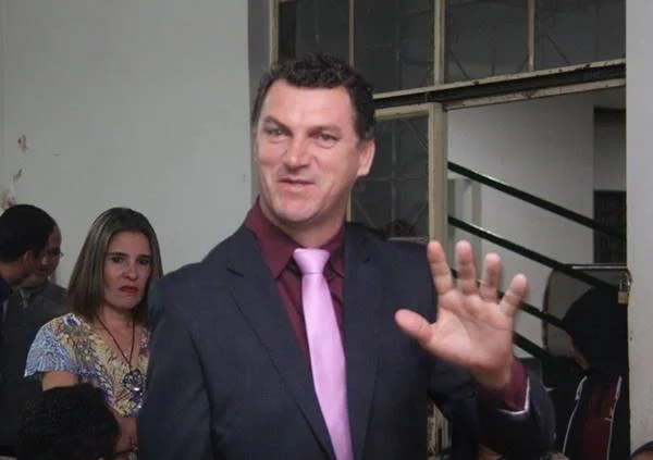 Ibaneis convida Iolando para secretaria de pessoas com deficiência