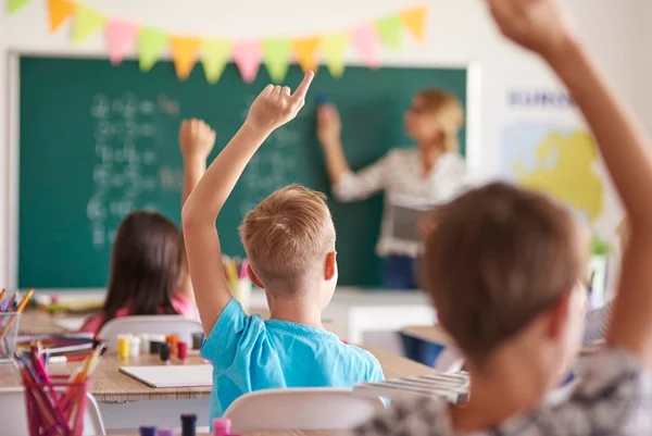 Qual a escola ideal para seu filho? Especialistas dão dicas