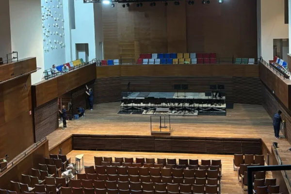 O Teatro Baccarelli foi construído em Heliópolis, favela na zona sul de SP. Espaço promete democratizar o acesso à cultura para a comunidade - Metrópoles