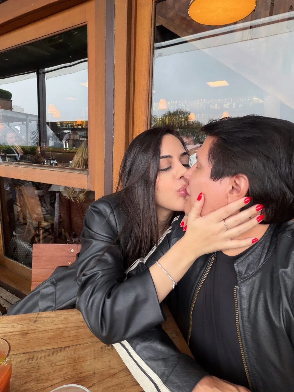 Flávia Correia e Giovani. Flávia Correia e Giovani.