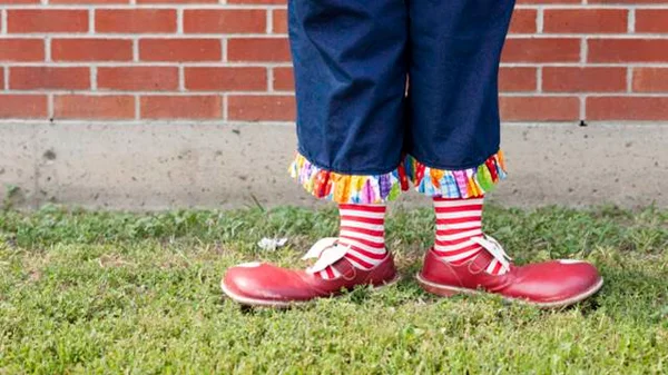 Sofre de coulrofobia? Saiba como tratar o medo extremo de palhaços