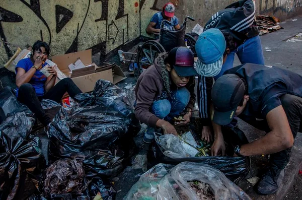 Crise se agrava e crianças morrem de fome na Venezuela