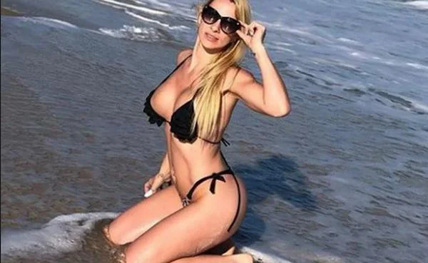 Chamem o VAR! Mulher de árbitro está “causando” no OnlyFans
