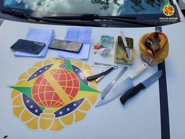 Objetos apreendidos pela polícia