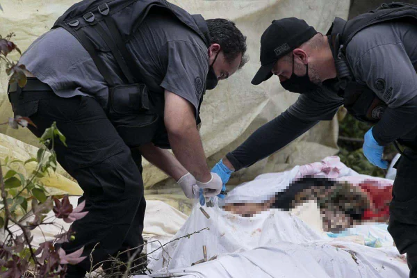 Moradores encontram 9 corpos após confrontos no Complexo do Salgueiro, em São Gonçalo