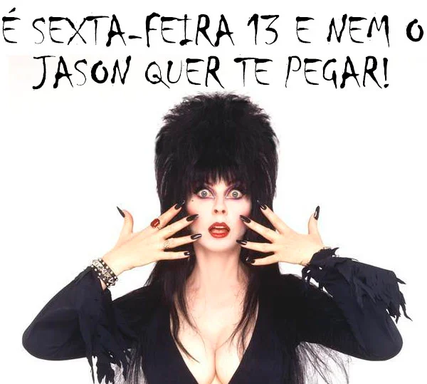 <b>Elvira, a Rainha das Trevas</b>: a personagem de Cassandra Peterson é, sem dúvidas, um dos maiores ícones do Halloween. Misturando o estilo dark com a sensualidade, ela virou descobre a magia e se torna uma bruxa. A dança dos peitos é um grande símbolo da cultura pop! <b>Elvira, a Rainha das Trevas</b>: a personagem de Cassandra Peterson é, sem dúvidas, um dos maiores ícones do Halloween. Misturando o estilo dark com a sensualidade, ela virou descobre a magia e se torna uma bruxa. A dança dos peitos é um grande símbolo da cultura pop!