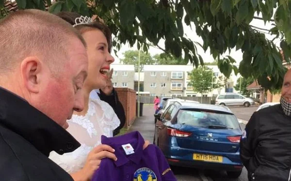 Jovem que perdeu formatura por ter sofrido bullying ganha festa