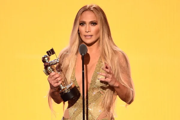 Governador de Nova York confirma premiação do VMA 2020 para agosto
