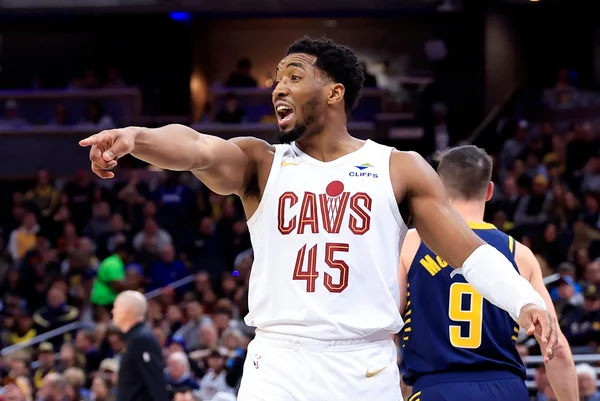 Imagem colorida de Donovan Mitchell - Metrópoles