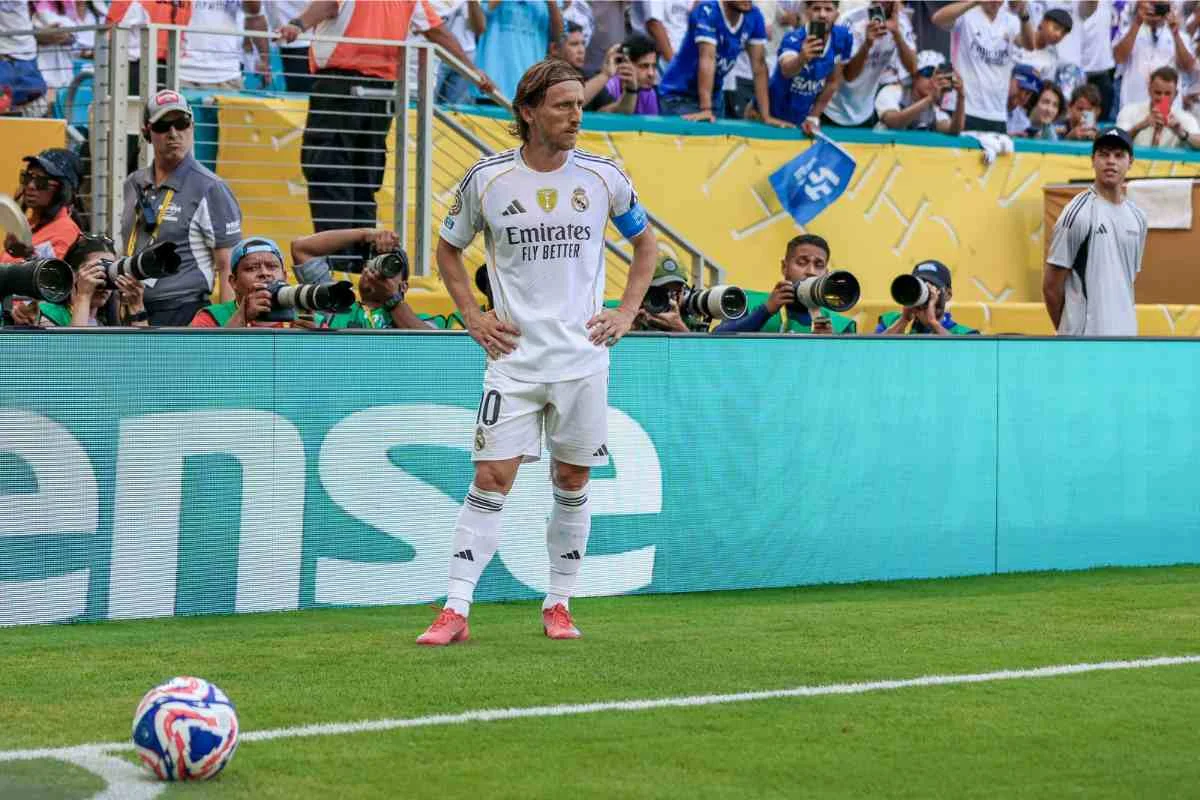 Copa do Mundo de Clubes é adeus de Modric ao Real Madrid. Copa do Mundo de Clubes é adeus de Modric ao Real Madrid.