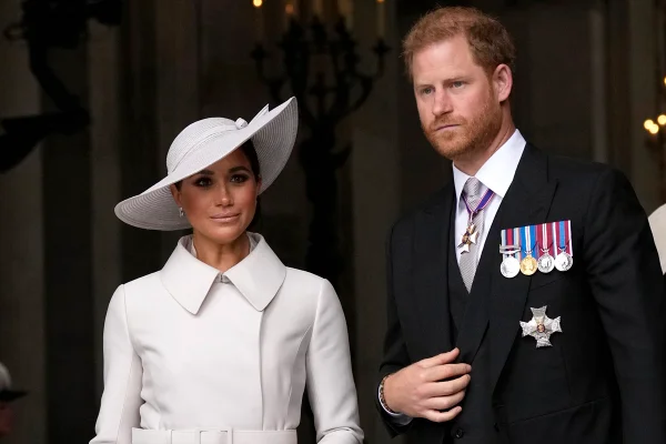 Trégua? Harry e Meghan se sentem culpados e arrependidos, diz fonte