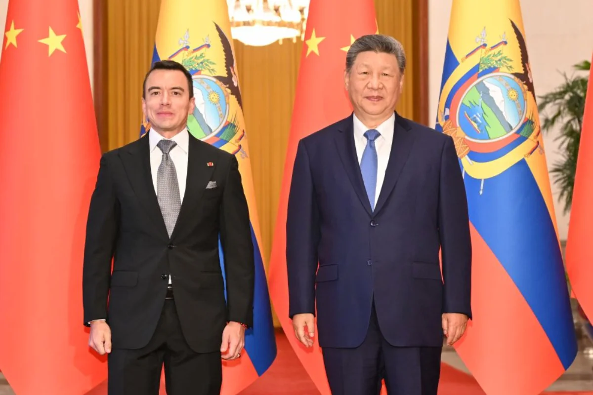 Xi Jinping e Daniel Noboa em Pequim Xi Jinping e Daniel Noboa em Pequim