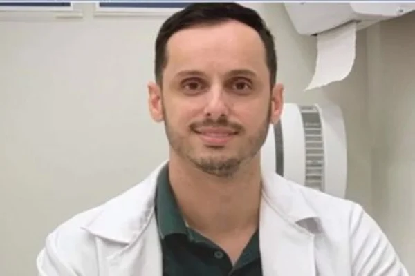 médico Andrade Lopes