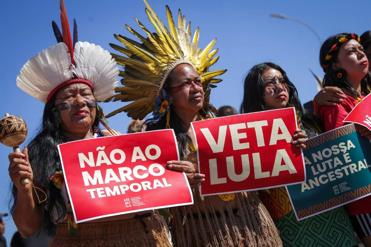 Mais de cinco mil mulheres indígenas de todo Brasil participaram da 4ª edição da Marcha das Mulheres Índigenas, na manhã desta quinta-feira (7/8), na Região Central de Brasília. Mais de cinco mil mulheres indígenas de todo Brasil participaram da 4ª edição da Marcha das Mulheres Índigenas, na manhã desta quinta-feira (7/8), na Região Central de Brasília.
