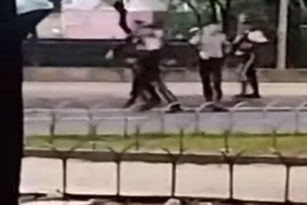 Imagem colorida mostra situação em que vigilante atirou em paciente - metrópoles