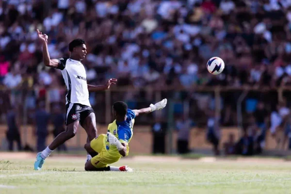 Foto colorida do Corinthians - Metrópoles
