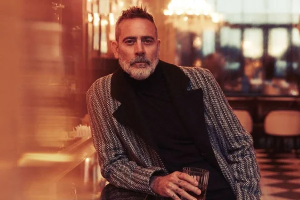Jeffrey Dean Morgan