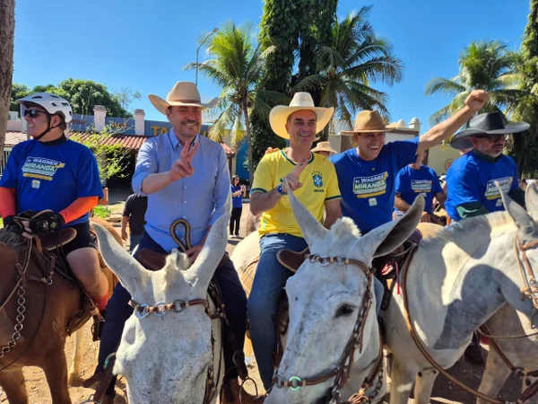 Flávio e PL de Goiás lançam candidaturas em evento de apoio mútuo