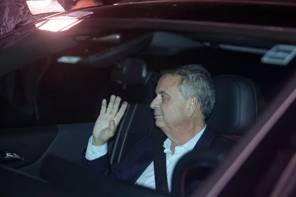 Flávio levou pedido de Bolsonaro para senador desistir de candidatura
