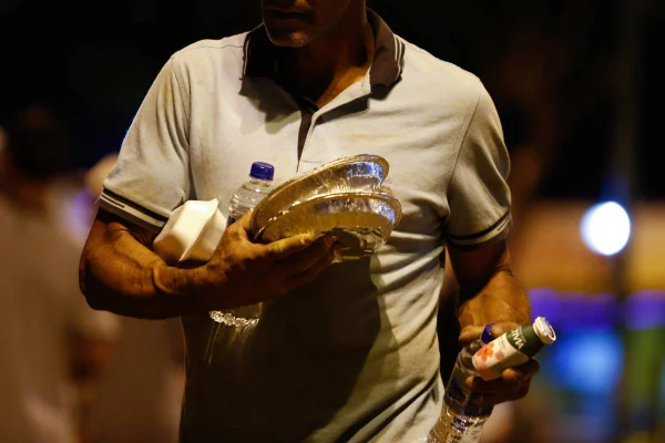 fila da fome em goiânia, goiás