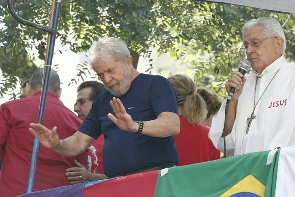 STF julga dia 14 recurso contra decisão que anulou condenações de Lula