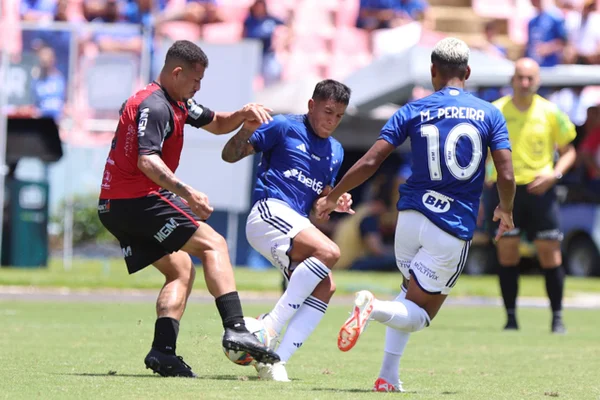 Cruzeiro e Pouso Alegre - Metrópoles