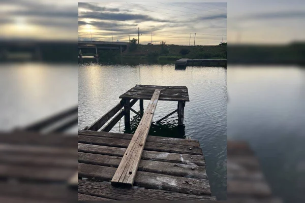 Parque acessível do DF tem ponte quebrada, buracos e falta de sinalização