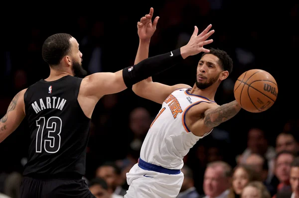 Imagem colorida da partida entre New York Knicks e Brooklyn Nets - Metrópoles