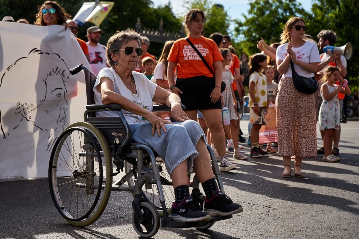 Morre aos 87 anos espanhola que virou símbolo de protestos após despejo