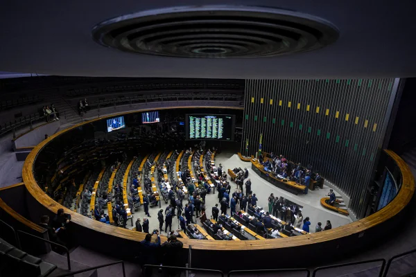imagem colorida de Plenário da Câmara dos Deputados