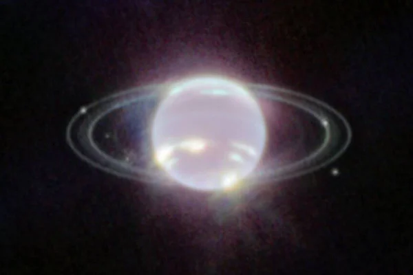 James Webb captura a imagem mais nítida dos anéis de Netuno em 30 anos