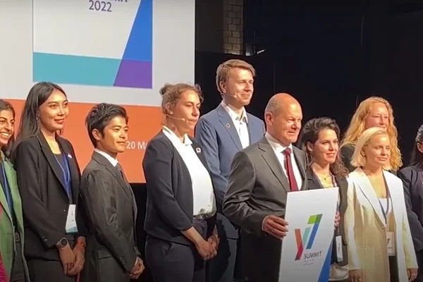 Jovens falam de expectativa com G7