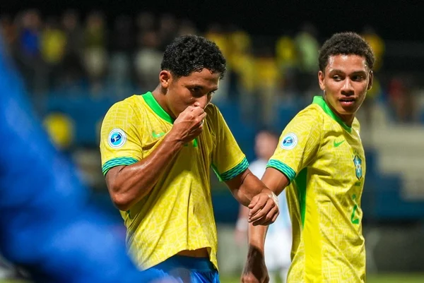 Seleção denuncia racismo em jogo contra Argentina pelo sub-17