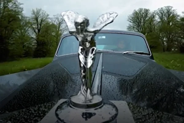 Primeiro Rolls Royce elétrico do mundo
