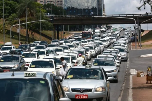 Taxistas - Metrópoles