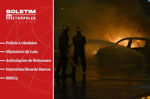Imagem colorida de carro pegando fogo
