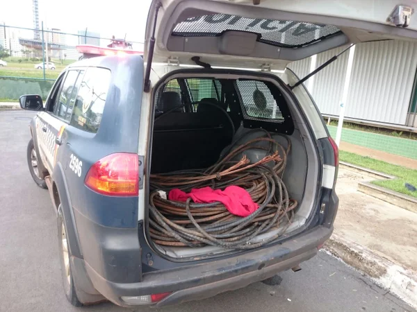 Esplanada às escuras. Homem é preso após furtar 200kg de cabo de iluminação pública