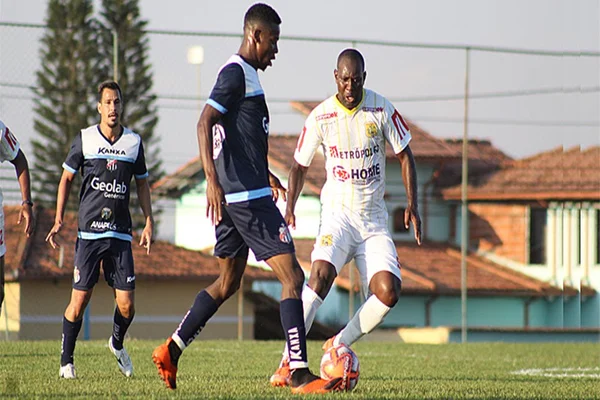 Brasiliense joga bem e supera Anápolis em preparação para a Copa Verde