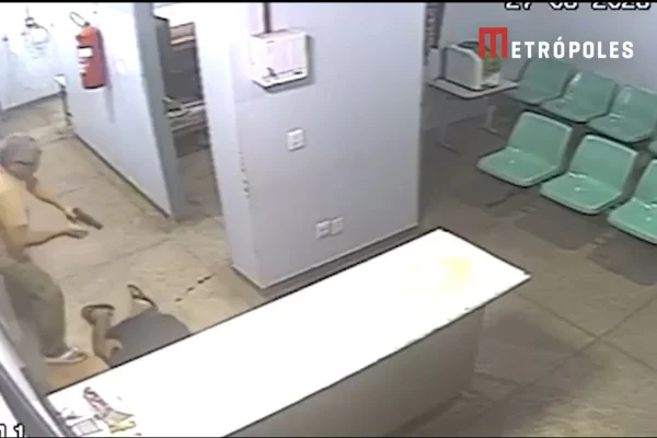 Vídeo: presos fingem passar mal para fugir de delegacia e morrem